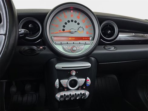 Used 2009 MINI Cooper Hardtop image 21