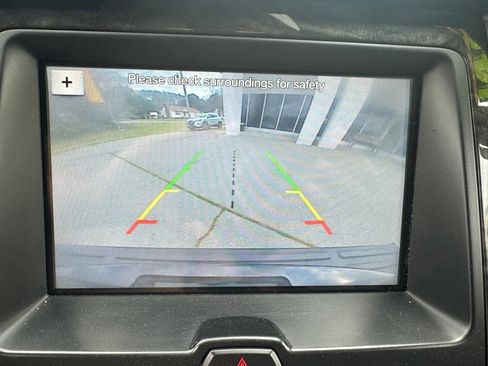 Used 2017 Ford Expedition Limited image 16