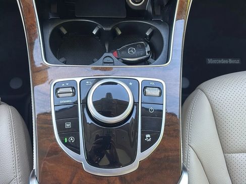 Used 2018 Mercedes-Benz GLC 300 image 12