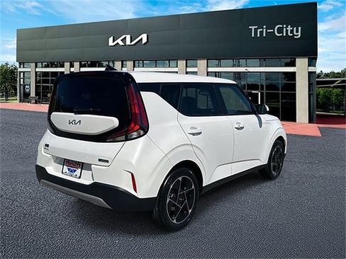 New 2025 Kia Soul EX image 4