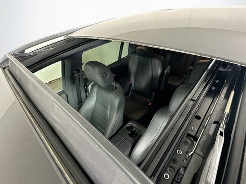 Certified 2025 Mercedes-Benz GLS 450 4MATIC image 25