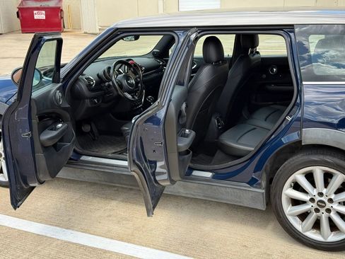 Used 2016 MINI Cooper Clubman FWD image 11