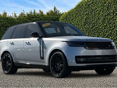 Used 2025 Land Rover Range Rover SE