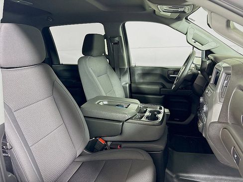 Used 2025 Chevrolet Silverado 2500 W/T image 25