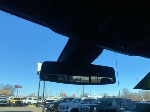 Used 2019 GMC Sierra 1500 AT4 w/ AT4 Premium Package image 46