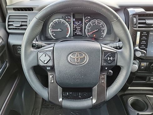 Used 2020 Toyota 4Runner TRD Off-Road Premium image 23