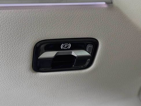 Used 2023 Mercedes-Benz S 580 4MATIC Sedan image 10