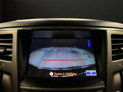 Used 2015 Lexus LX 570 4WD w/ Luxury Package image 33