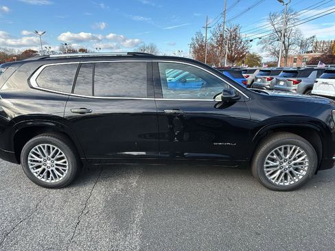 New 2026 GMC Acadia Denali image 8