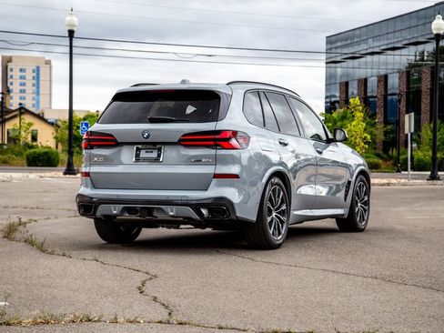New 2026 BMW X5 xDrive50e w/ Executive Package AWD/4WD image 5