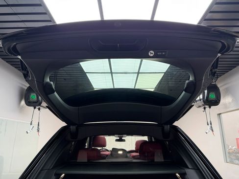 Used 2020 Rolls-Royce Cullinan image 19