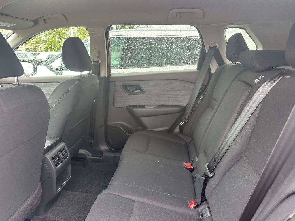 Certified 2023 Nissan Rogue S AWD/4WD image 10