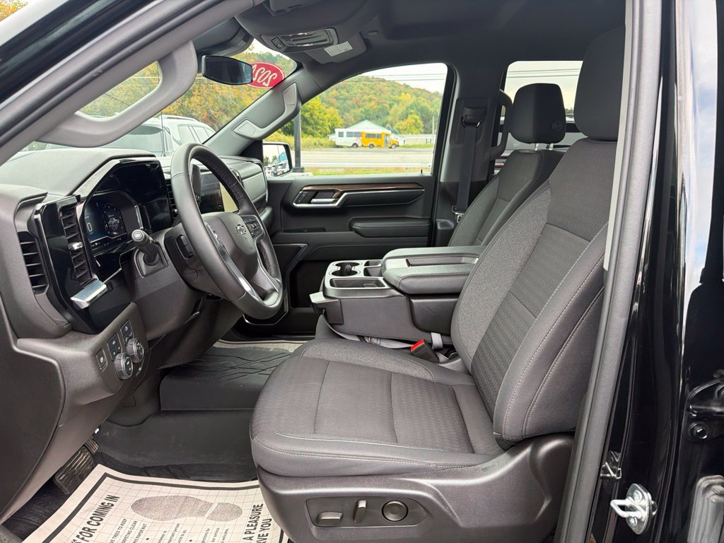 Used 2024 Chevrolet Silverado 1500 RST w/ Protection Package AWD/4WD image 22