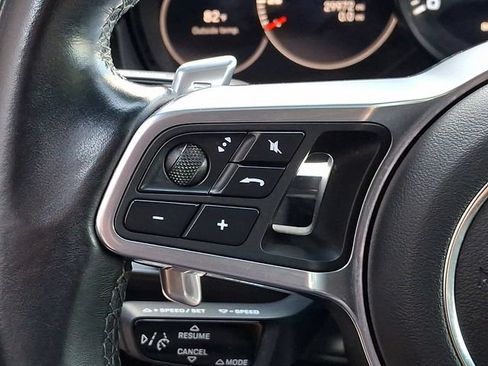 Certified 2023 Porsche Cayenne AWD/4WD image 25