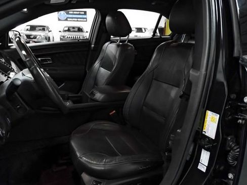 Used 2015 Ford Taurus Limited FWD image 27