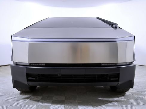 Used 2024 Tesla Cybertruck Cyberbeast AWD/4WD image 5