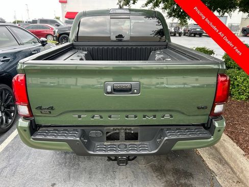 Used 2022 Toyota Tacoma SR5 w/ Trail Edition AWD/4WD image 7