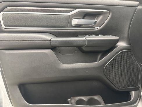 Used 2019 RAM 1500 Big Horn AWD/4WD image 9