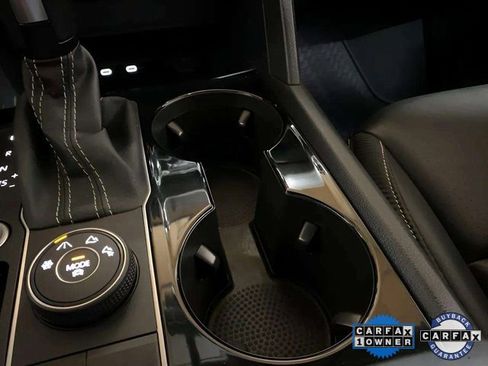 Used 2023 Volkswagen Atlas Cross Sport SE w/ Panoramic Sunroof Package image 60