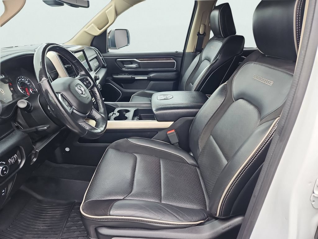 Used 2020 RAM 1500 Laramie AWD/4WD image 34