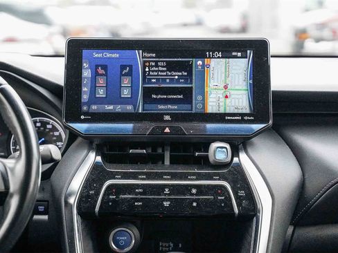 Used 2021 Toyota Venza Limited image 13