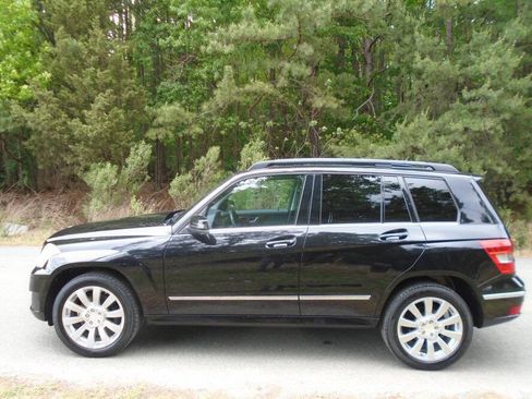 Used 2011 Mercedes-Benz GLK 350 4MATIC image 8