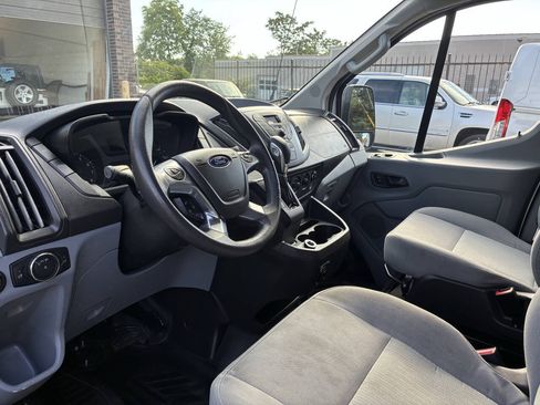 Used 2019 Ford Transit 150 130 Low Roof RWD image 15