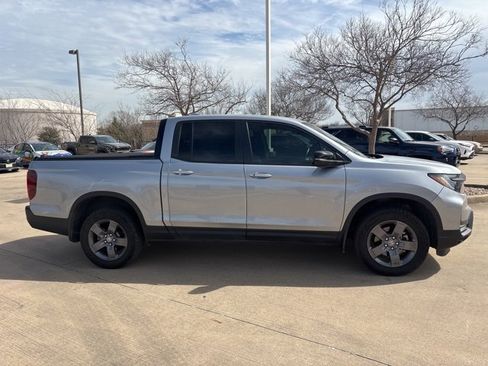 Used 2024 Honda Ridgeline TrailSport image 4