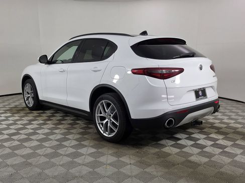 Used 2019 Alfa Romeo Stelvio Sport w/ Quick Order Package 22J Sport AWD/4WD image 5