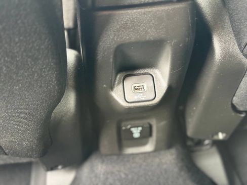 Used 2020 Jeep Renegade Trailhawk AWD/4WD image 25
