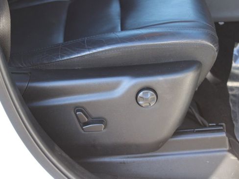 Used 2019 Jeep Grand Cherokee Limited image 21