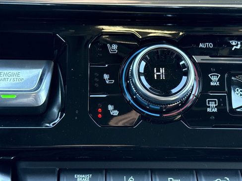 New 2026 GMC Sierra 2500 Denali w/ Denali Reserve Package image 21