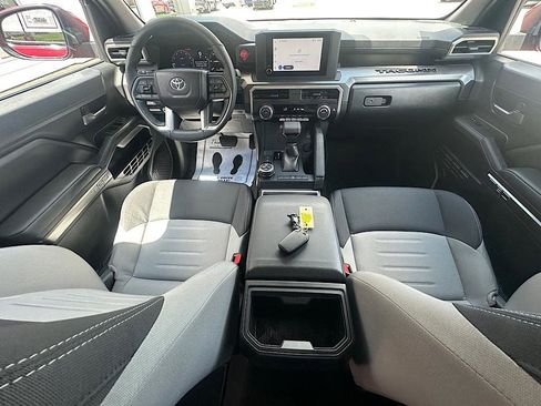 Certified 2025 Toyota Tacoma Limited AWD/4WD image 18