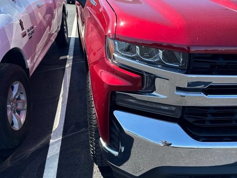 Used 2019 Chevrolet Silverado 1500 LT w/ All-Star Edition AWD/4WD image 4