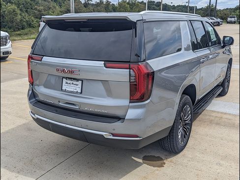 New 2026 GMC Yukon XL Elevation w/ LPO, Floor Liner Package AWD/4WD image 7