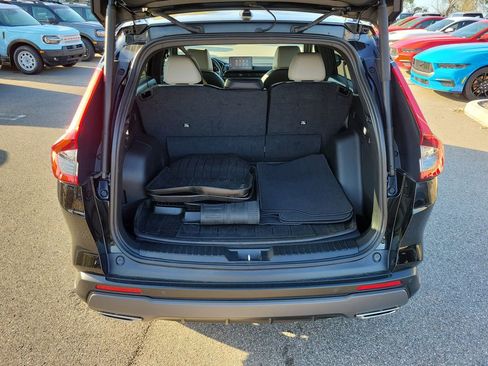 Used 2024 Honda CR-V Sport Touring image 10