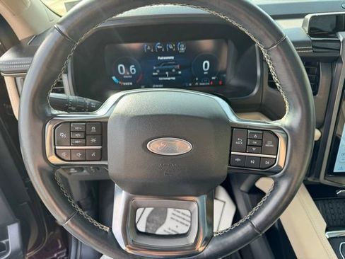 Used 2023 Ford Expedition Platinum AWD/4WD image 20
