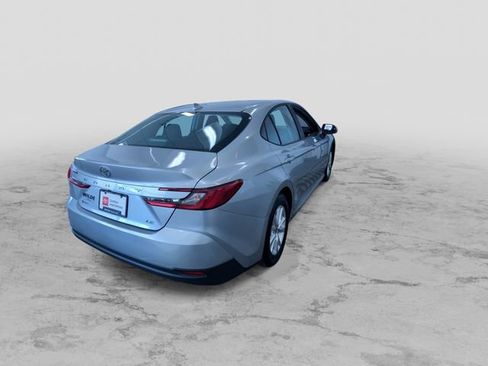 Certified 2025 Toyota Camry LE image 10