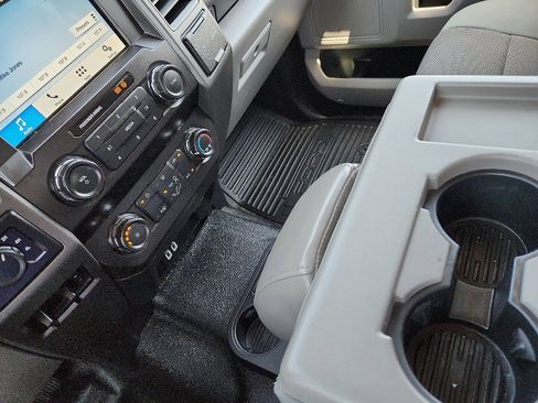 Used 2019 Ford F250 XL w/ Power Equipment Group image 20