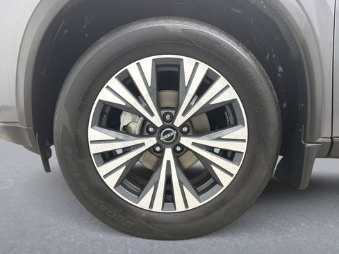 Used 2023 Nissan Rogue SV w/ SV Premium B Package image 24