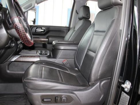 Used 2020 GMC Sierra 2500 Denali AWD/4WD image 18