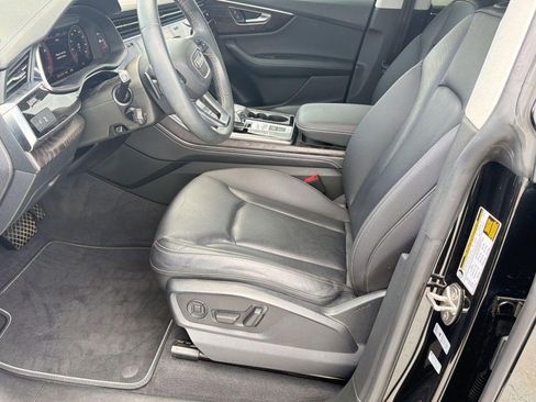 Used 2023 Audi Q8 Premium Plus w/ Premium Plus Package AWD/4WD image 5
