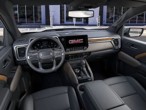 New 2026 GMC Canyon Denali image 15