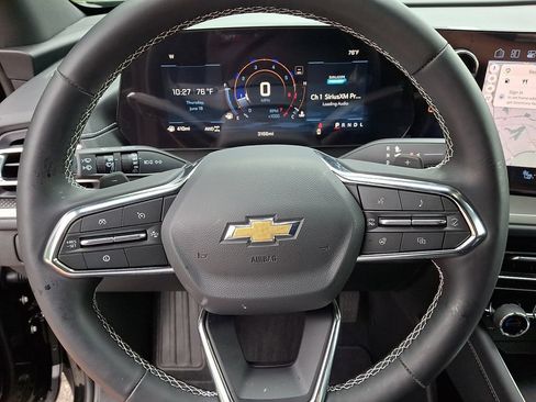 Used 2026 Chevrolet Traverse LT AWD/4WD image 25
