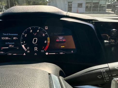 Used 2021 Chevrolet Corvette Stingray Preferred Cpe w/ Z51 Performance Package RWD image 31