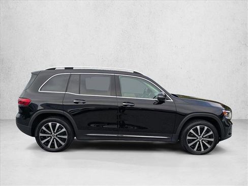 Certified 2023 Mercedes-Benz GLB 250 image 4