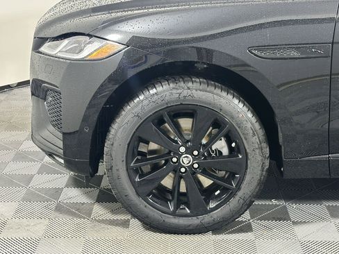 Used 2026 Jaguar F-PACE R-Dynamic S AWD/4WD image 9