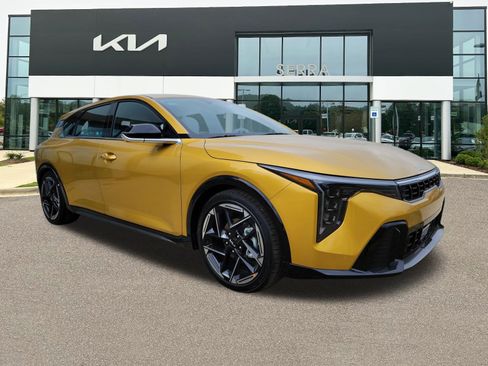 New 2026 Kia K4 GT-Line image 1