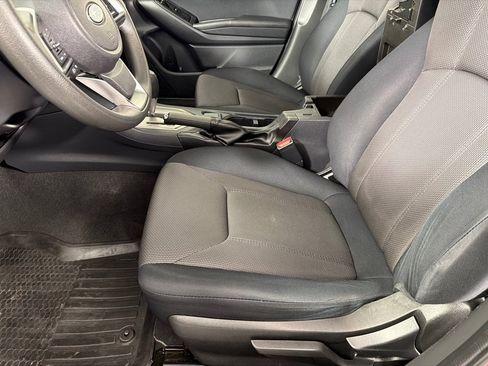 Used 2019 Subaru Crosstrek 2.0i AWD/4WD image 12