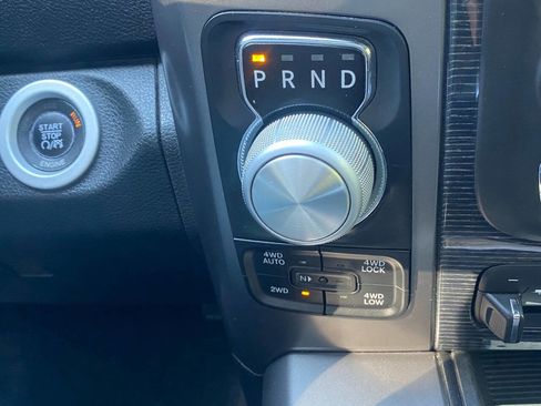 Used 2013 RAM 1500 Limited AWD/4WD image 35